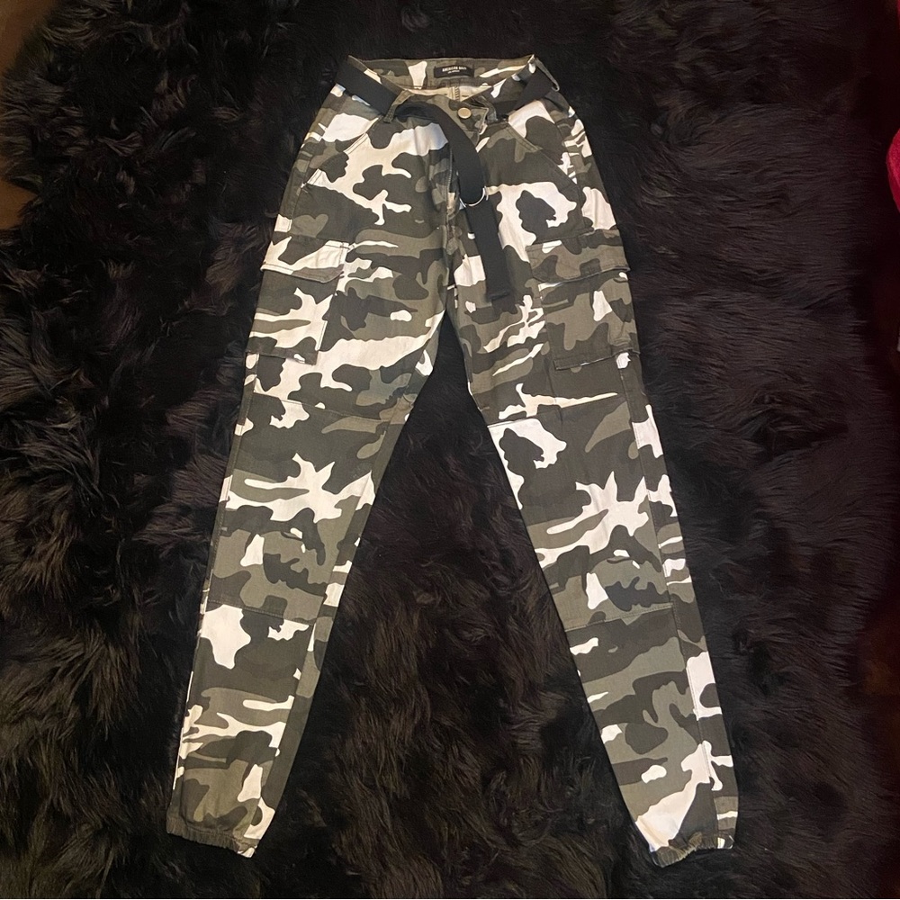 Camo cargo joggers